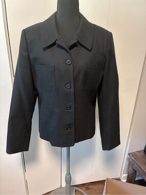 Women's Black Classic Button-Front Wool Blazer